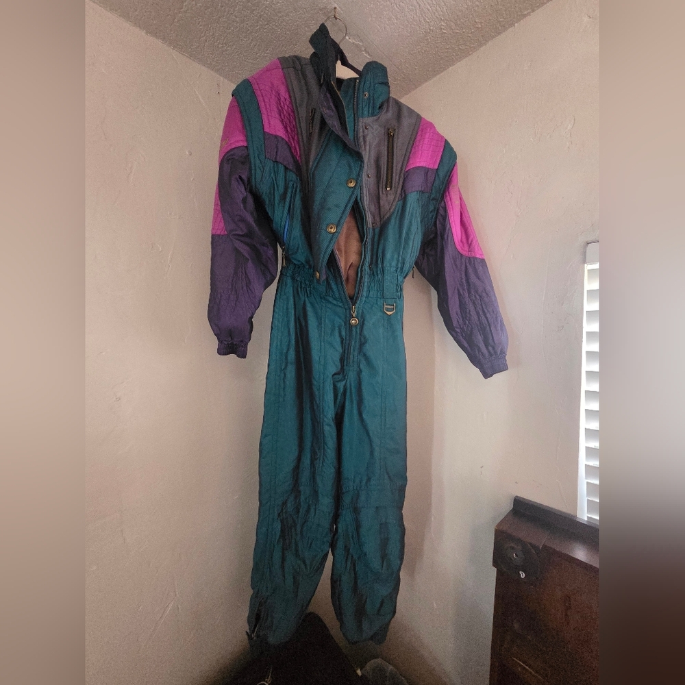 Descente Multicolor Ski Suit